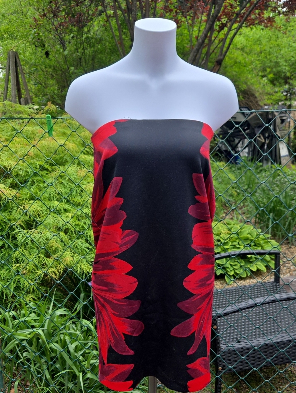 New York & Company Black Strapless Dress with Red Floral Panels